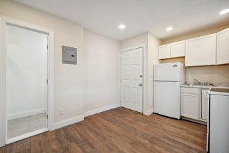 11 Webster Ave in Goshen, NY - Building Photo - Building Photo