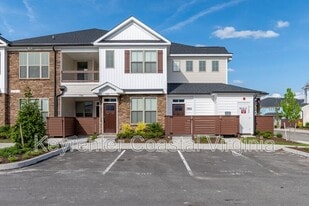 1302 Kathy Ann Wy E in Carrollton, VA - Building Photo