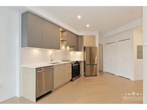 20695 Eastleigh Crescent in Langley, BC - Building Photo - Building Photo