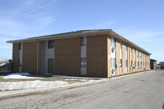 5211-5305 52nd St in Kenosha, WI - Building Photo - Building Photo