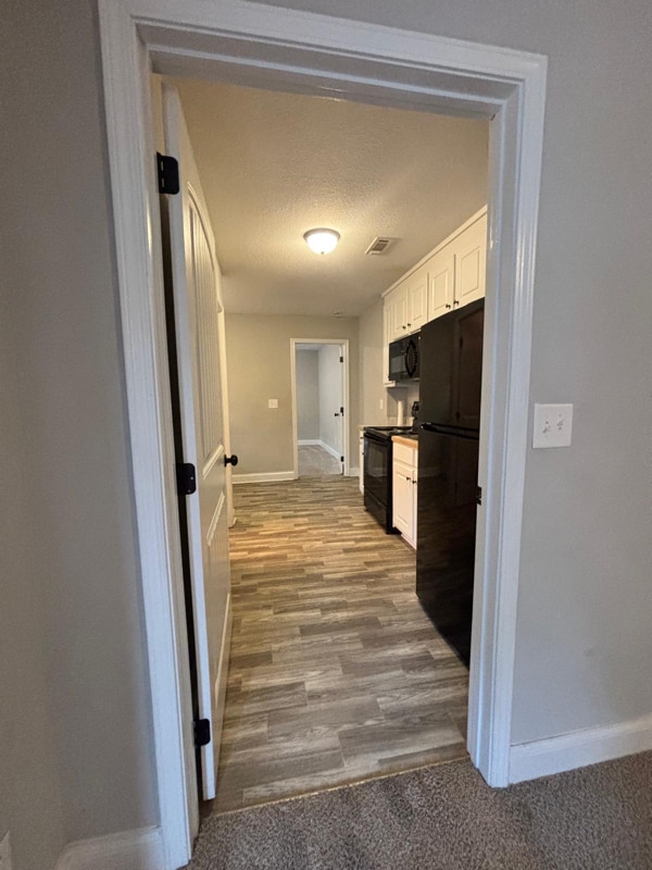 1242 Ernest Elder Rd in Winder, GA - Foto de edificio - Building Photo