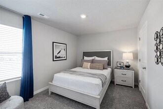 322 Juniper Dr in Waukee, IA - Building Photo - Building Photo