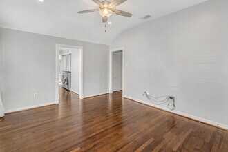 1004 Lawrence St in Houston, TX - Building Photo - Building Photo