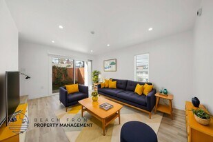 708 N. Juanita Ave. in Redondo Beach, CA - Building Photo