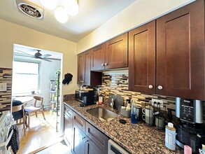 3710 N Pine Grove Ave in Chicago, IL - Building Photo - Building Photo