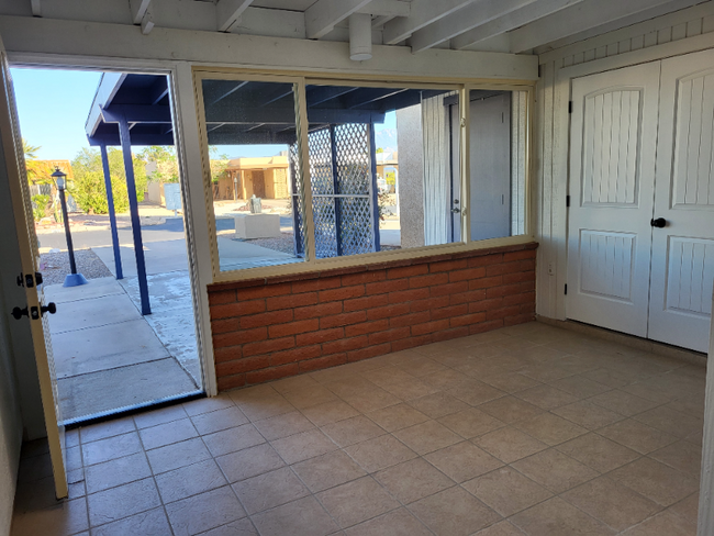 363 N Calle Del Chancero in Green Valley, AZ - Foto de edificio - Building Photo
