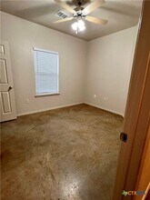 213 Anne Louise Dr in New Braunfels, TX - Building Photo - Building Photo