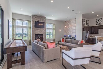 Residence at Cook's Pointe in Marysville, OH - Foto de edificio - Interior Photo