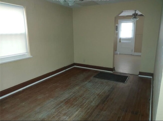 1314 Moore Ave in Dunbar, WV - Building Photo - Building Photo