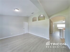 2941 Grayton St in Deltona, FL - Building Photo - Building Photo