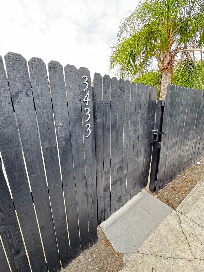 3433 Hi St, Unit 3433