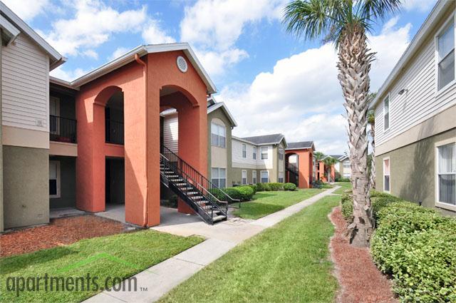 Pointe Vista 1 and 2 in Orlando, FL - Building Photo - Building Photo