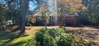 2412 Wendell Blvd in Wendell, NC - Building Photo