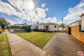785 El Medio Ave in Los Angeles, CA - Building Photo - Building Photo