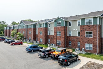Colorado Senior Lofts 55+ in Muscatine, IA - Foto de edificio - Building Photo