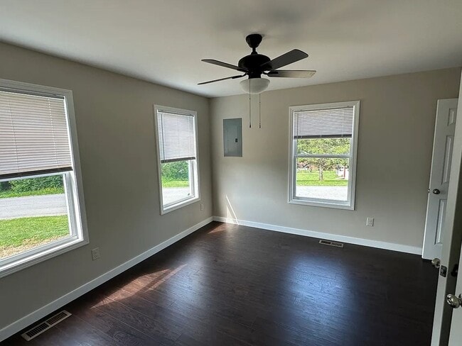 property at 2168 Alnwick Blvd