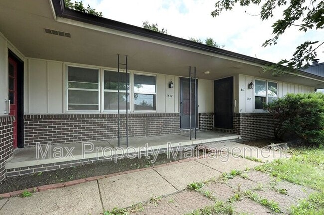 1515 NW 81st St in Clive, IA - Building Photo - Building Photo