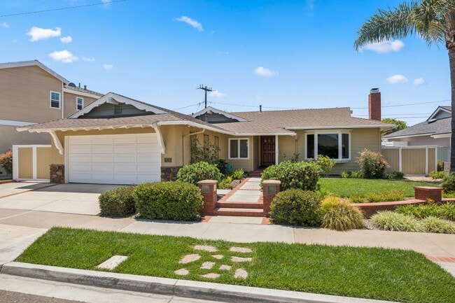 property at 929 Junipero Dr