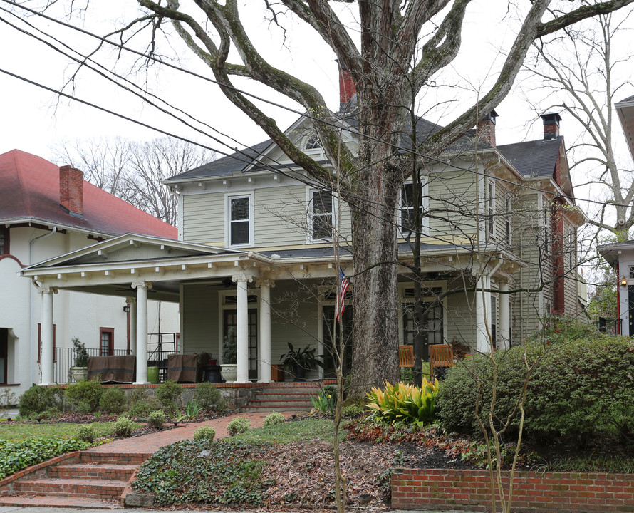 795 Myrtle St in Atlanta, GA - Building Photo