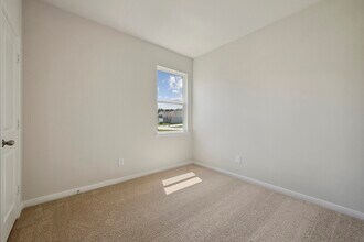 10419 Red Cardinal Dr in Cleveland, TX - Building Photo - Building Photo