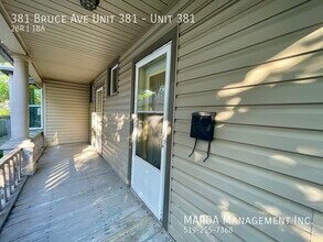 381 Bruce Ave in Windsor, ON - Building Photo - Building Photo