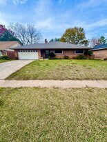 5419 Sage Dr in Bossier City, LA - Building Photo