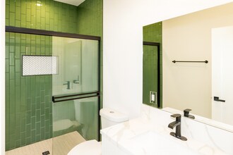 6250 Stewart St in San Diego, CA - Building Photo - Building Photo