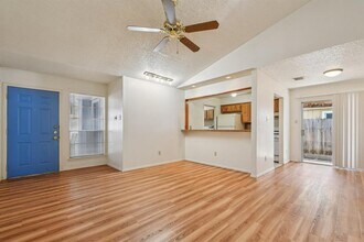 11948 Sunhillow Bend in Austin, TX - Building Photo - Building Photo