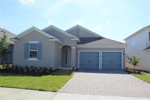 4476 Lions Gate Ave in Clermont, FL - Building Photo