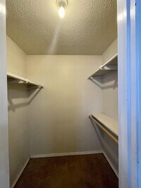 1801 E Lindsey St photo'