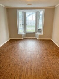 1103 E 25th St photo'