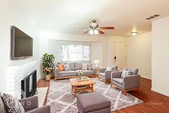 2113 Merritt Pl in Fairfield, CA - Foto de edificio - Building Photo