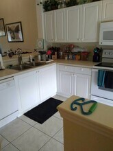 9175 Celeste Dr in Naples, FL - Building Photo - Building Photo