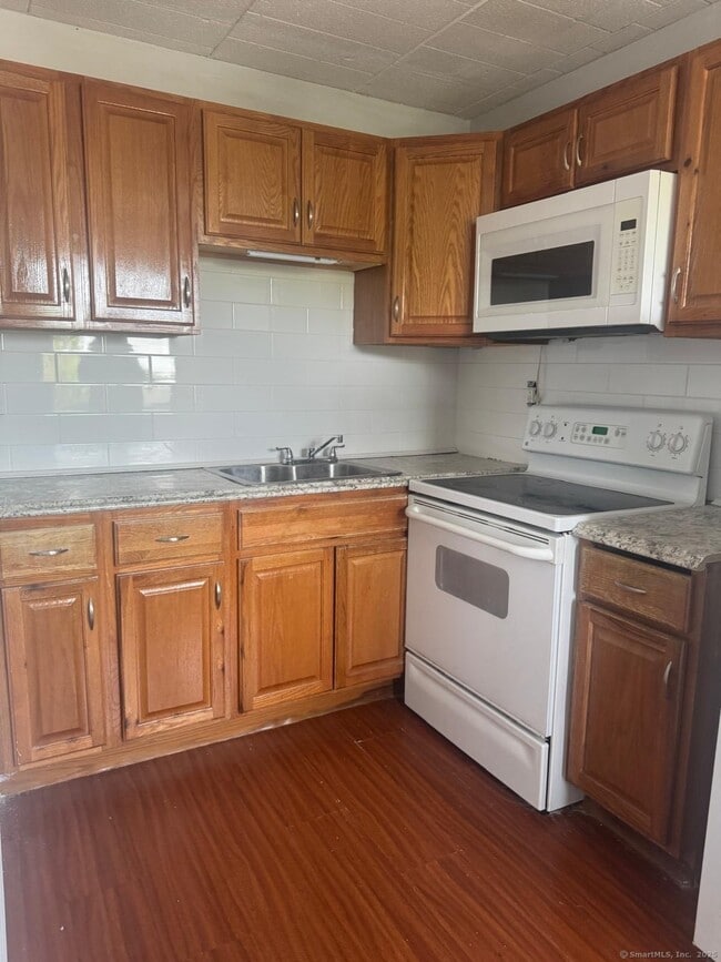 property at 1575 Boston Ave