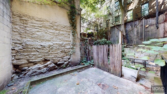 property at 1731 2nd Ave