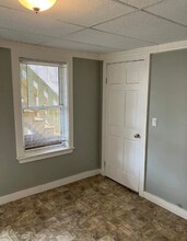 117 W Seventh St, Unit #1 in Boston, MA - Building Photo - Building Photo