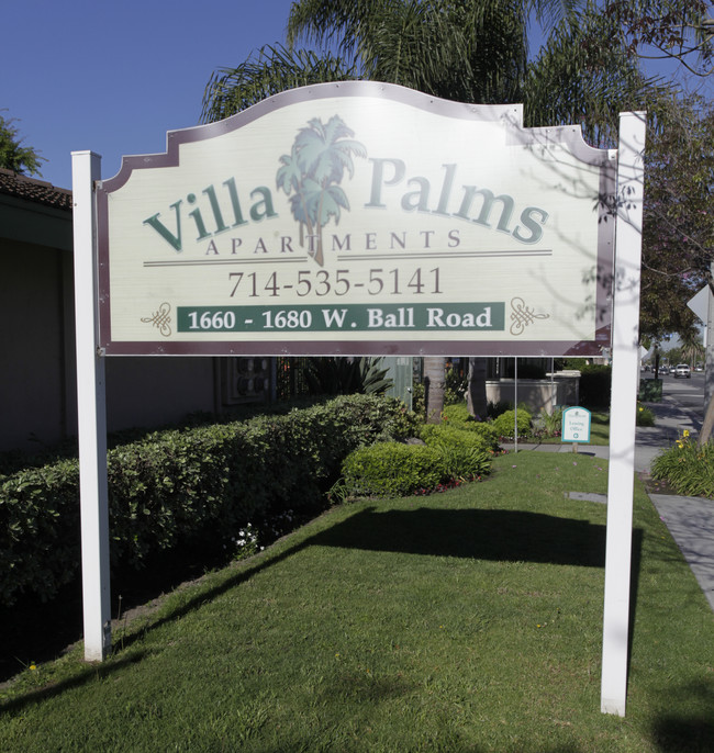 Villa Palms Apartments in Anaheim, CA - Building Photo - Building Photo