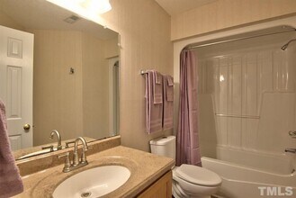 118 Forest Oaks Dr in Durham, NC - Building Photo - Building Photo