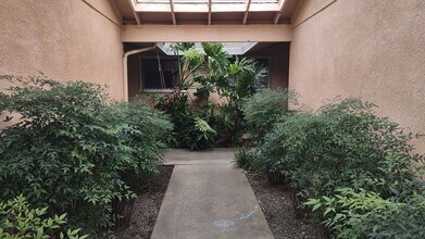 965 Johnfer Way in Sacramento, CA - Building Photo - Building Photo