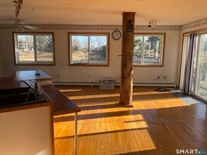 52 Brown Rd in East Haven, CT - Building Photo - Building Photo