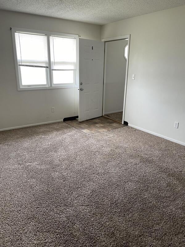 2110 Bradley Ct in Springfield, IL - Building Photo - Building Photo