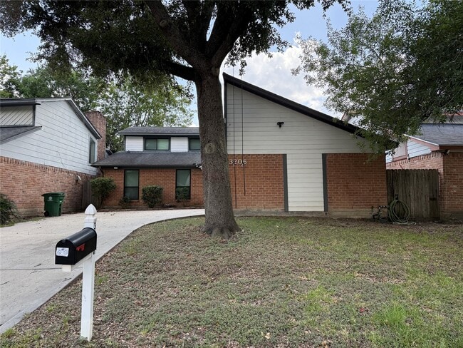 property at 3206 Hazy Park Dr