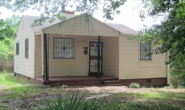 property at 101 22nd Ct S