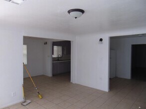 2426 S 7th Ave in Yuma, AZ - Building Photo - Building Photo