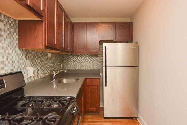 448 W Barry Ave in Chicago, IL - Building Photo - Building Photo