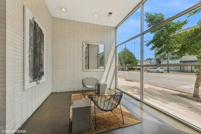 2800 W North Ave in Chicago, IL - Building Photo - Building Photo