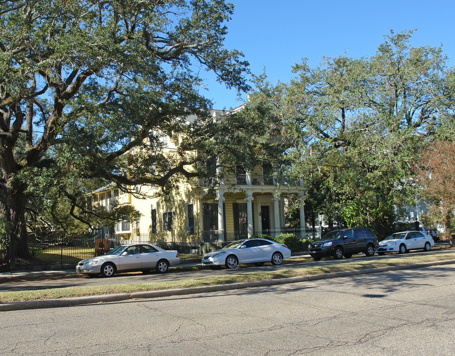 1328 Jackson Ave in New Orleans, LA - Foto de edificio