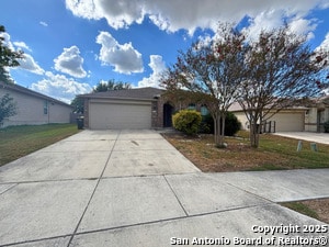 5556 Columbia Dr in Schertz, TX - Building Photo - Building Photo