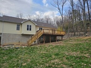 852 Gray Fox Rd in Harpers Ferry, WV - Building Photo - Building Photo