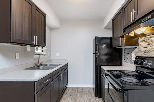 Shelton Park Apartments in Madison, AL - Foto de edificio - Building Photo